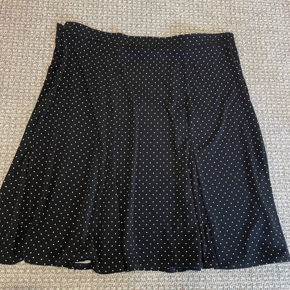 Talbots Skirt Womens 2X Black White Polka Dot Pleated Knit Pull On Knee Stretch